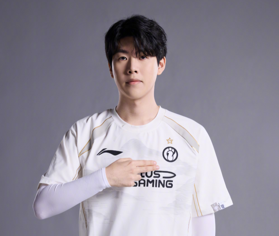 手扣杀的绝 手扣杀的绝